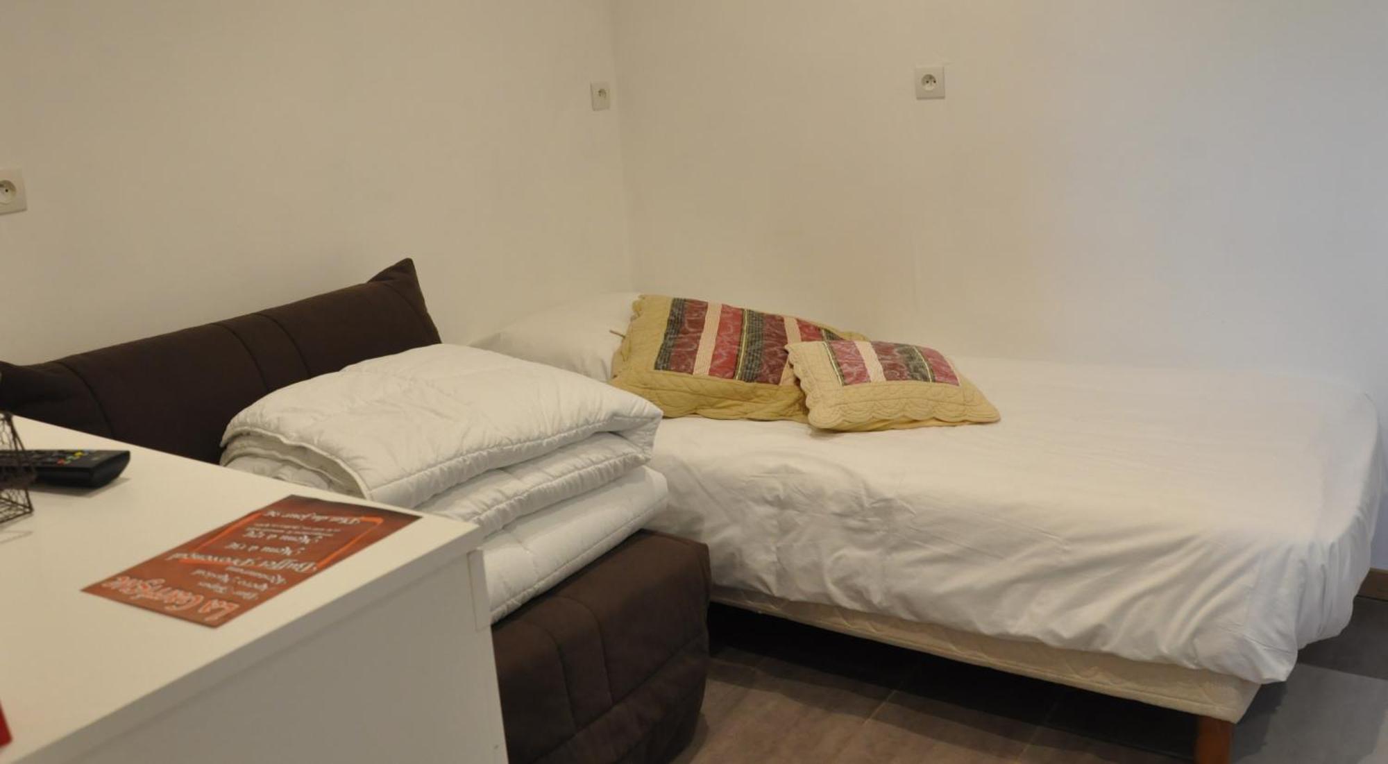 Hotel Les Mimosas Bormes-les-Mimosas Szoba fotó