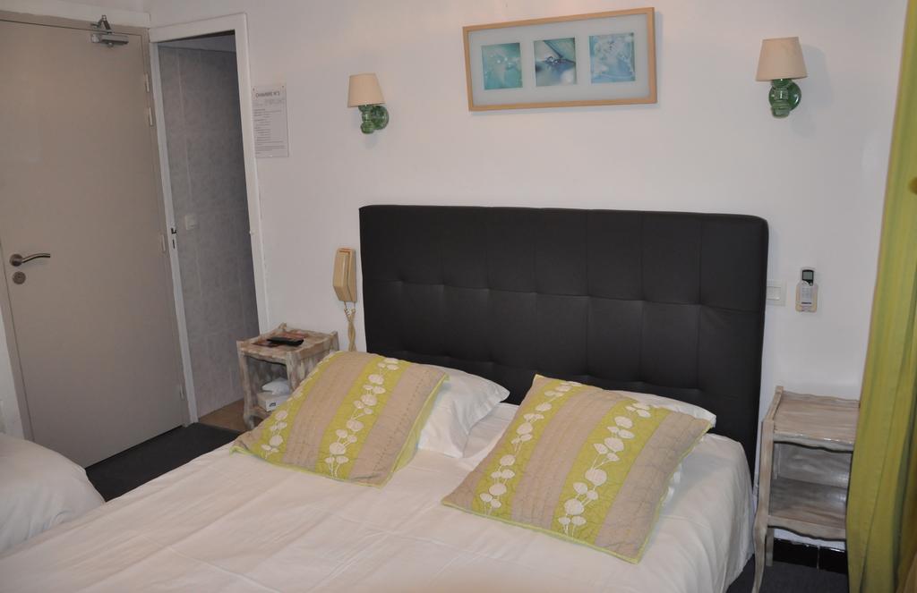 Hotel Les Mimosas Bormes-les-Mimosas Kültér fotó